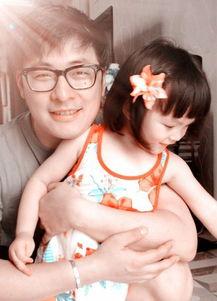 娱乐吃瓜酱内向父女,揭秘娱乐圈温馨亲子关系背后的故事  第2张